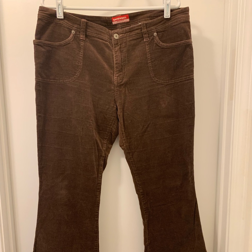 Juniors/Women’s brown  corduroy flair pants